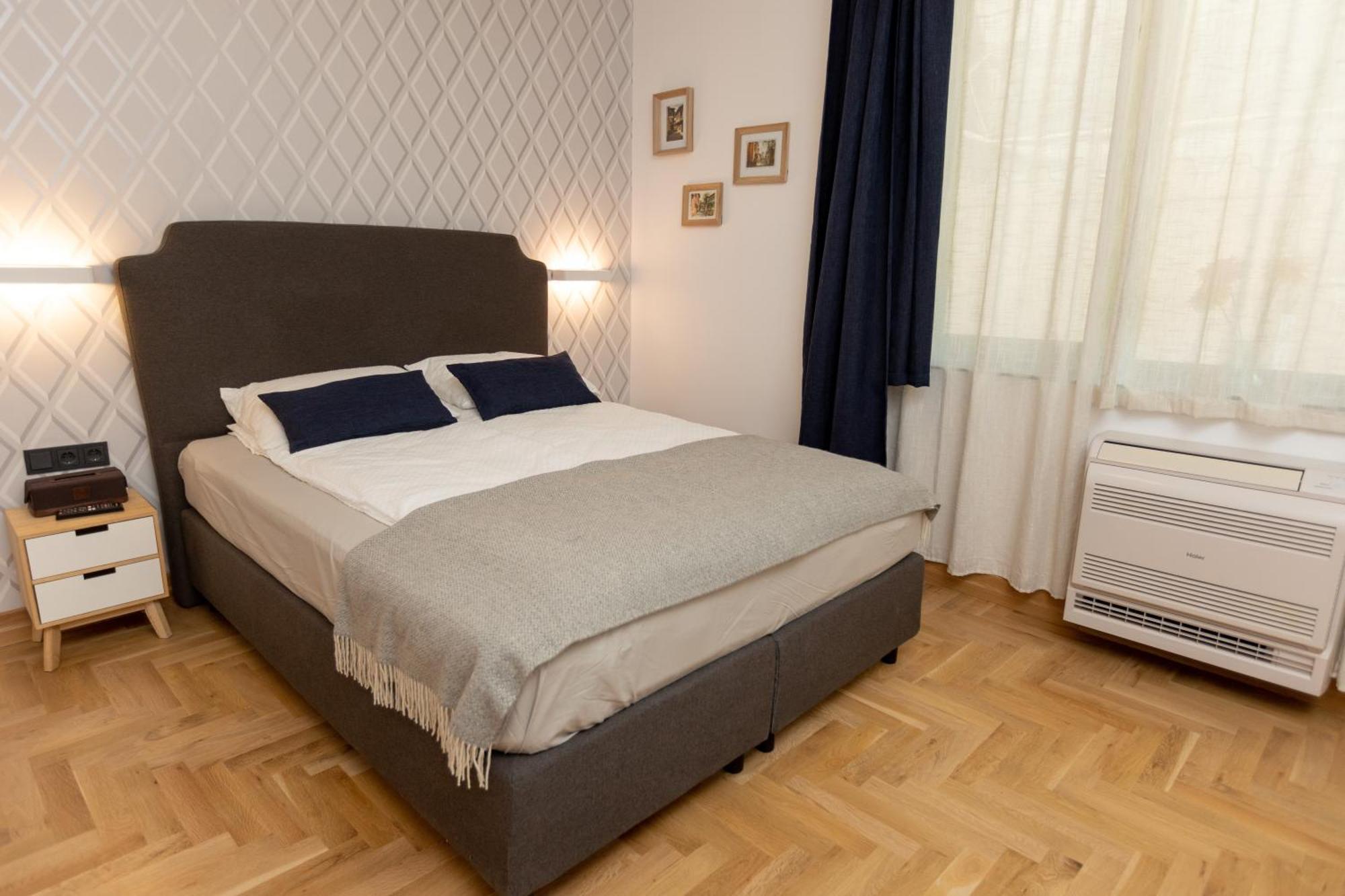 Luxury 12-1 Apartment Plovdiv